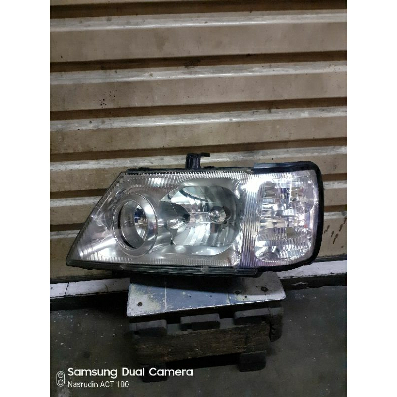 headlamp lampu depan mitsubishi kuda grandia original