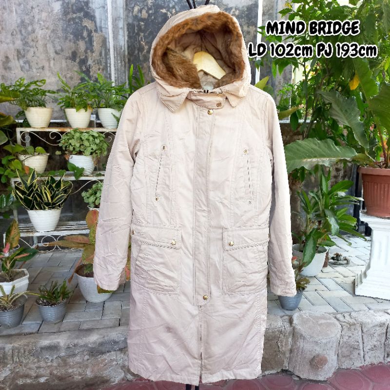 JAKET BRAND MIND BRIDGE