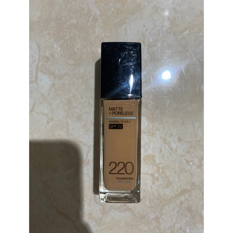 Maybelline Fit Me Foundation Shade 220