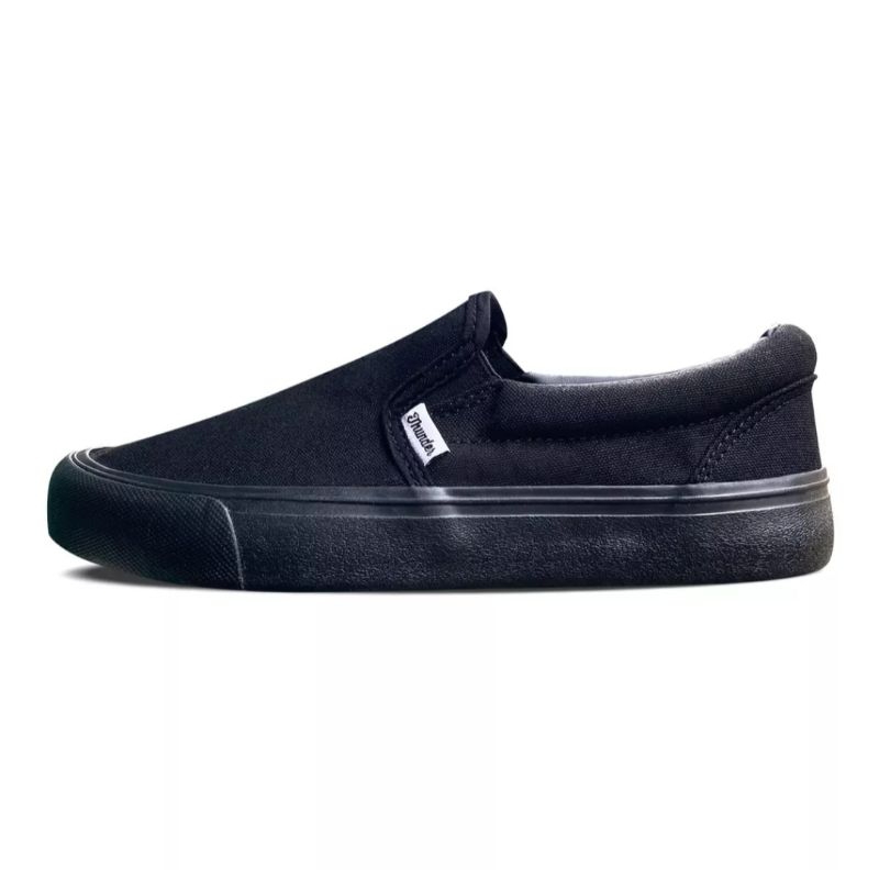 SEPATU SLIP ON THUNDERBEAR BLACK HITAM