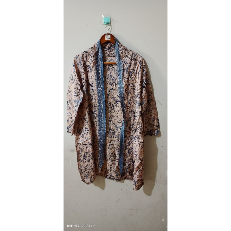 Preloved one set batik celana + outer