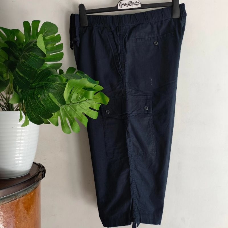 Celana Pendek Cargo 7/8 UNIQLO Original