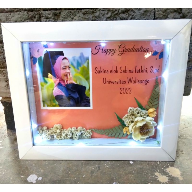 Flower In Frame Hadiah Wisuda//kado ulang tahun//kado Annivesary//happy wedding