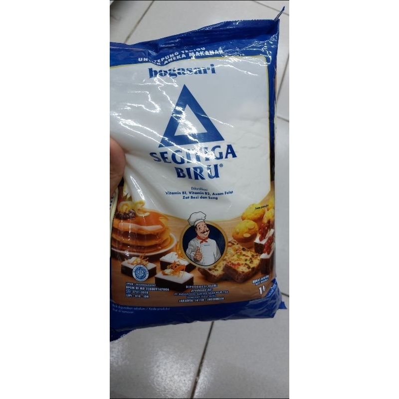 

SEGITIGA BIRU 1KG