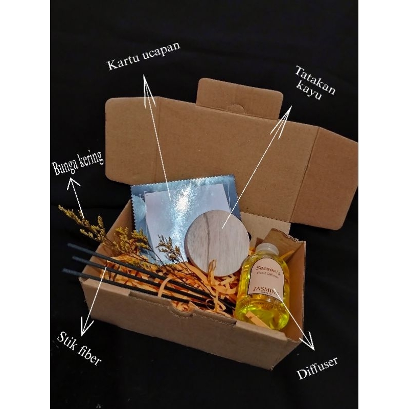 

SET HAMPERS termurah reed diffuser pengharum ruangan