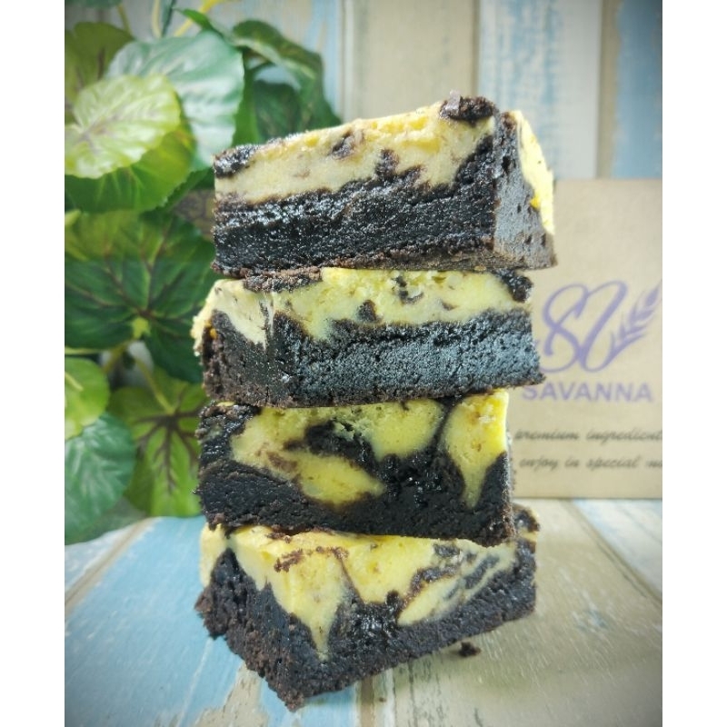 

fudgy brownies cheese keju coklat 20x10 500g savanna