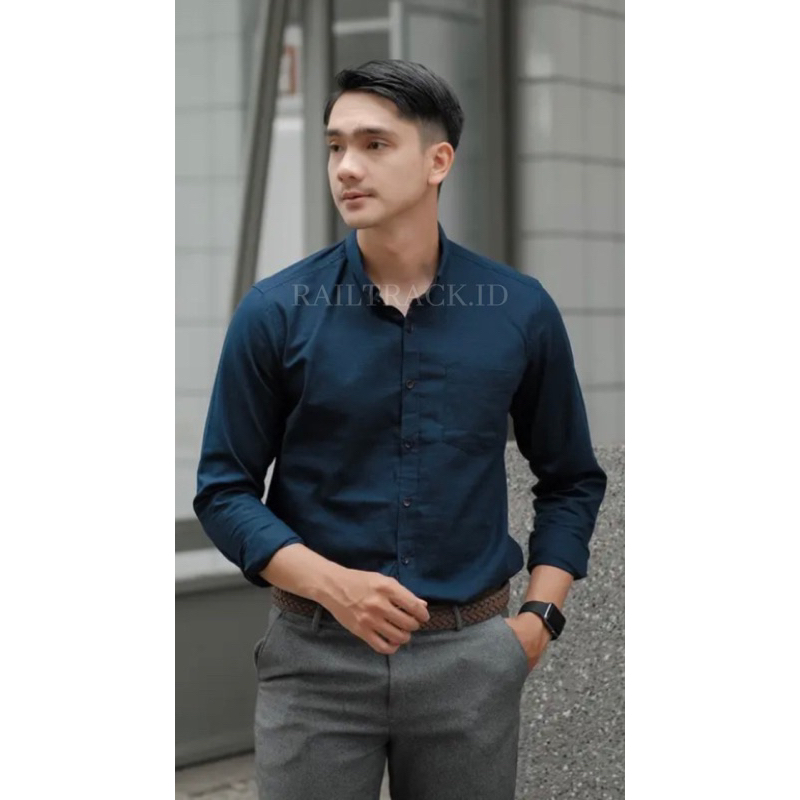 Kemeja Polos Lengan Panjang Biru Navy / Kemeja Polos Pria Lengan Panjang Dongker