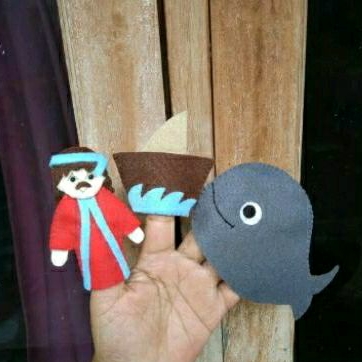 yunus di perut ikan paus