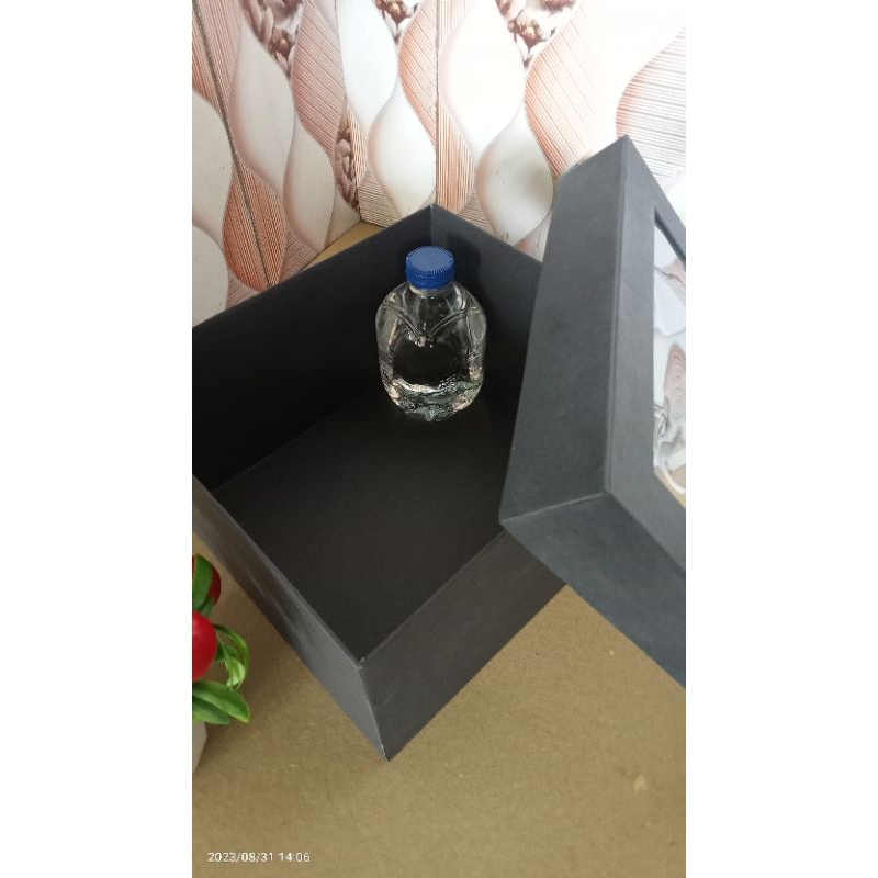 

HARDBOX CUSTOM [30×25×8 cm] / KOTAK HAMPERS / BOX SOUVENIR / KOTAK KADO