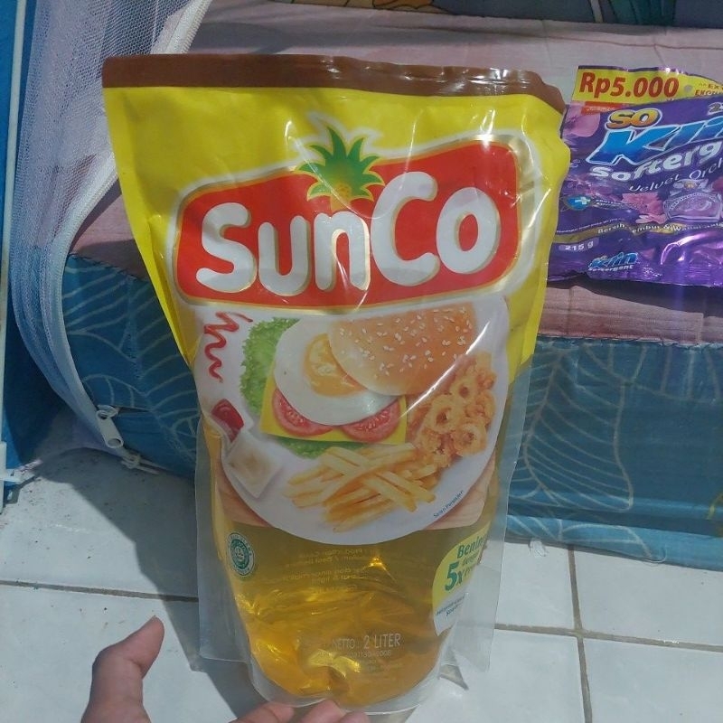 

MINYAK GORENG 2 LITER