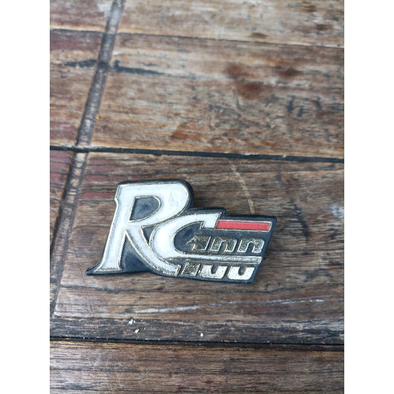 emblem sayap Suzuki rc100