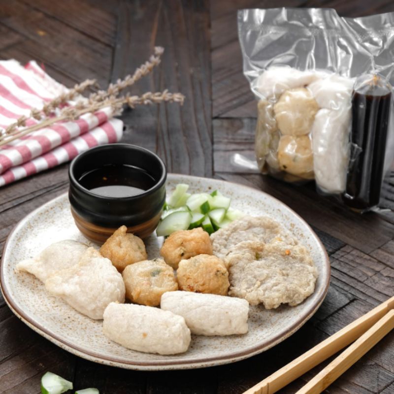 

Pempek Ikan Palembang Isi 10 (Gratis Cuka)