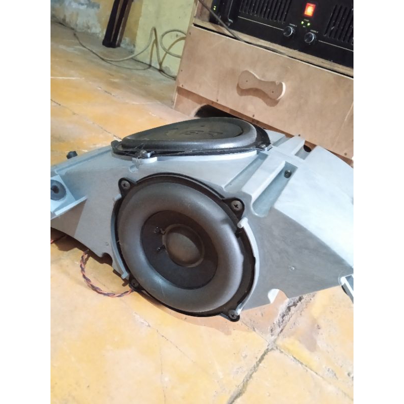 speker subwoofer bekas tv polytron 29 in