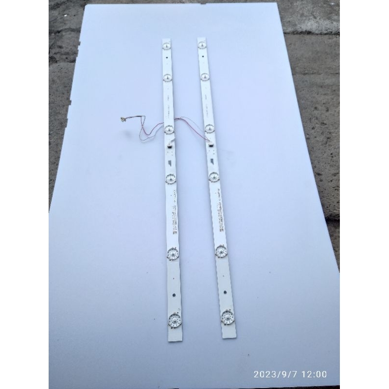 BL Backlight Ori Lampu Led Tv Panasonic TH-32E302G TH 32E302G