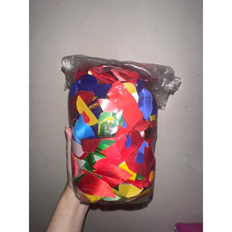 

confetti kertas untuk packing atau acara