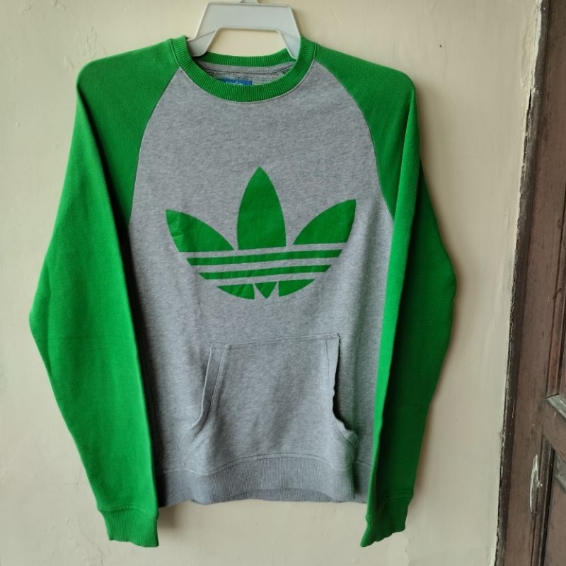 Crewneck Vintage Adidas Big Logo