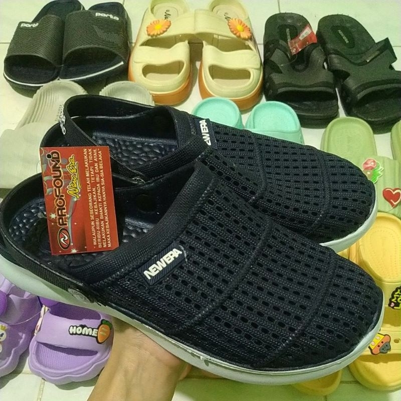 sepatu slop karet new era 39-42