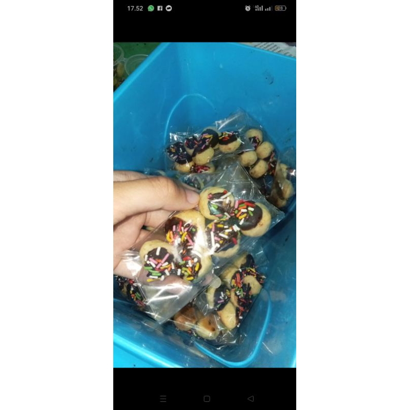 

kuker tape (isi 6) min order 5pcs