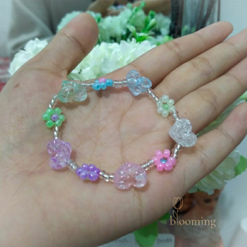 Gelang Kristal Manik Manik Bening / Gelang Bunga Kristal / Gelang Manik Manik Kristal
