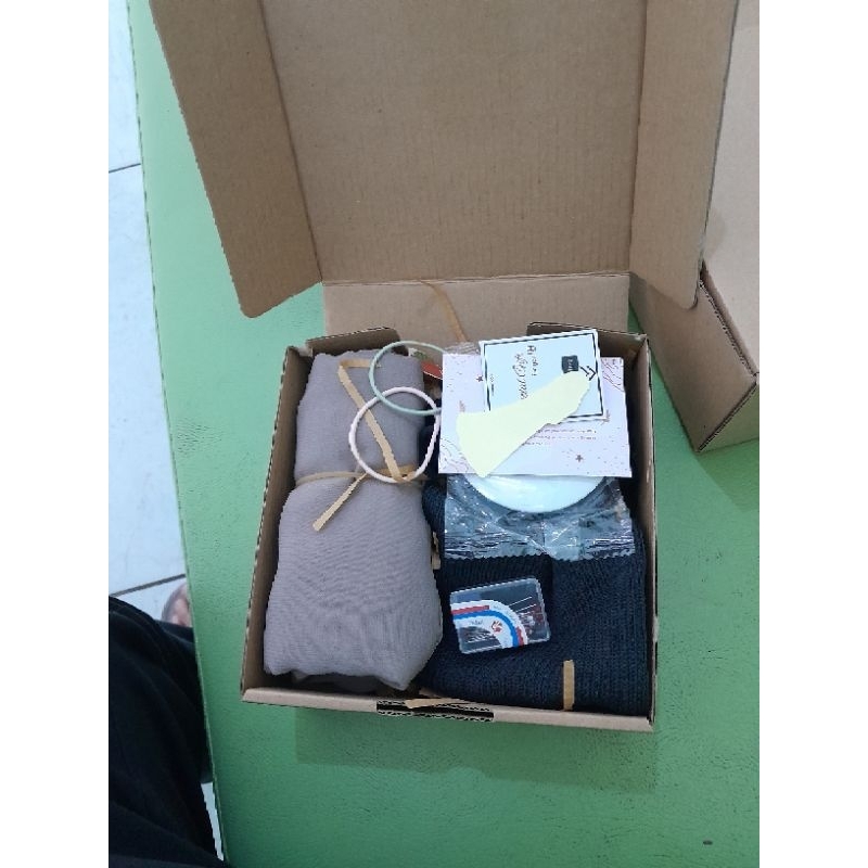 

HEMPERS BOX
