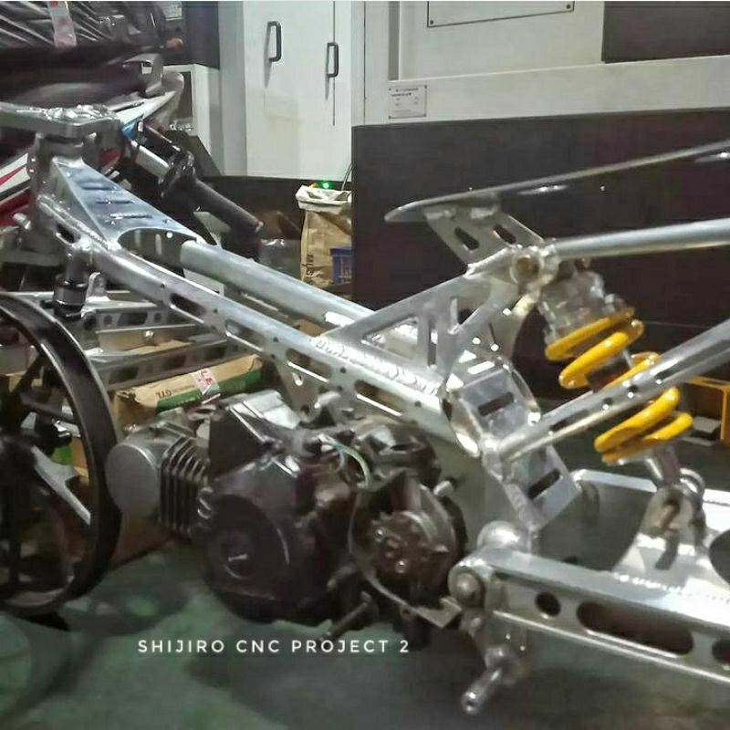 Rangka Frame Dragbike Full set Sleep Engine FFA Honda Wave, Supra X, Karisma 125 / KPH, Shijiro CNC 