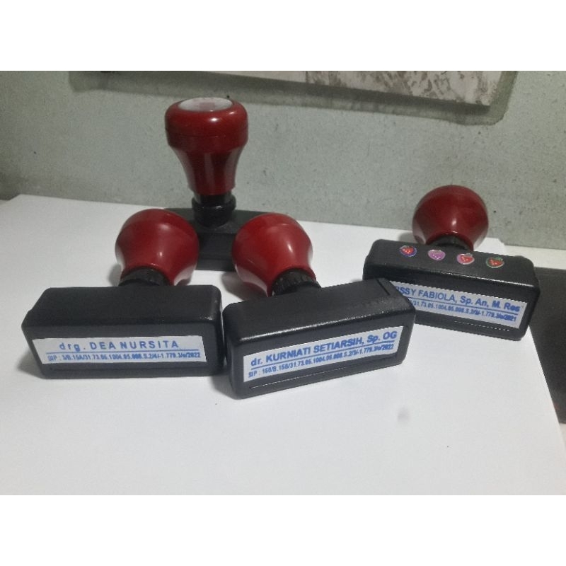 

STEMPEL DOKTER
