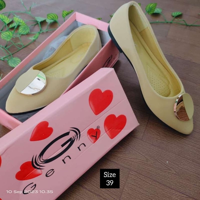sepatu genny