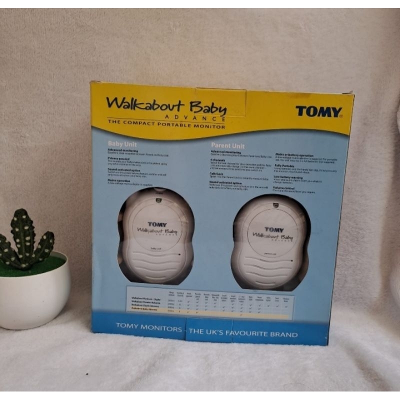 Tomy Walkabout Baby Monitor dengar tangis bayi dari jarak jauh