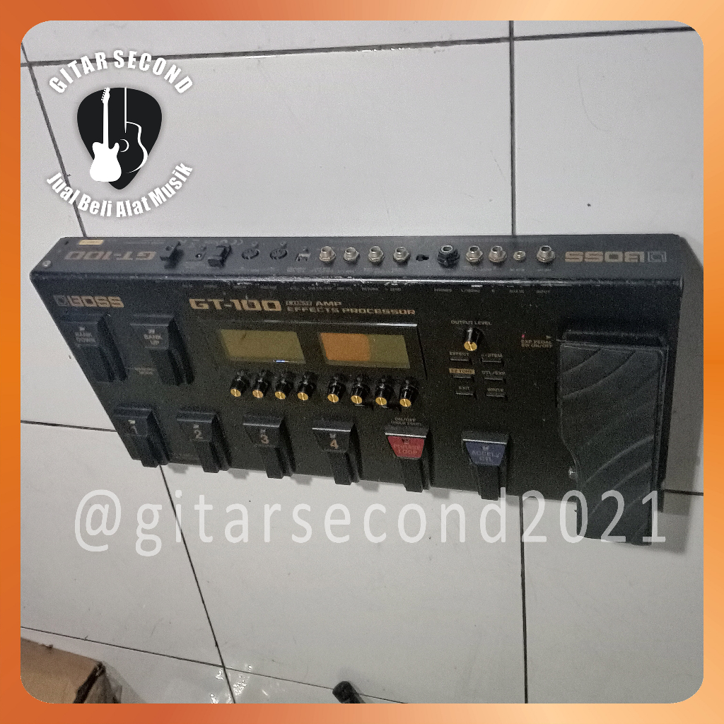 Multi Efek Boss GT-100 Multieffect Guitar Boss GT 100 BossGT100 Multiefek Gitar Cosm Amp Effects Pro
