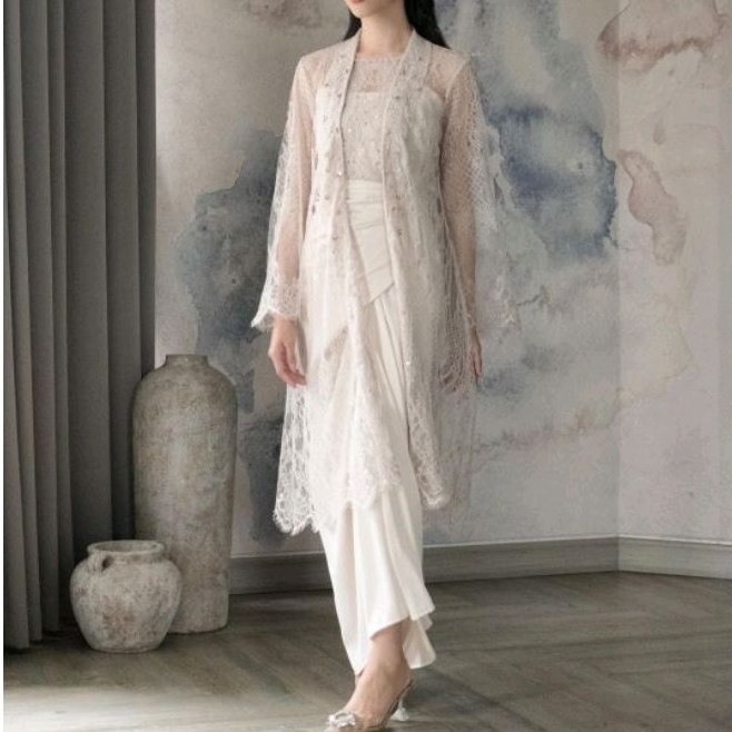 CHANTILLY DRESS by LKo // ONE SET ver HIJAB FRIENDLY ( Inner Lengan Panjang) Kebaya Modern Simple El