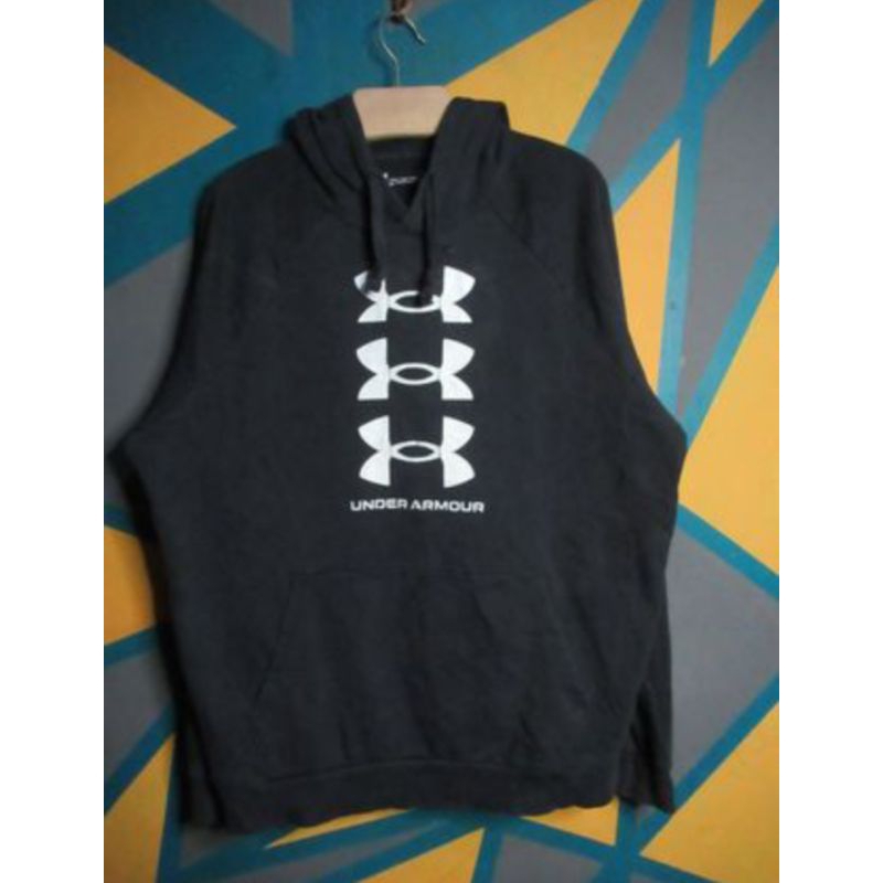 HOODIE UNDER ARMOUR