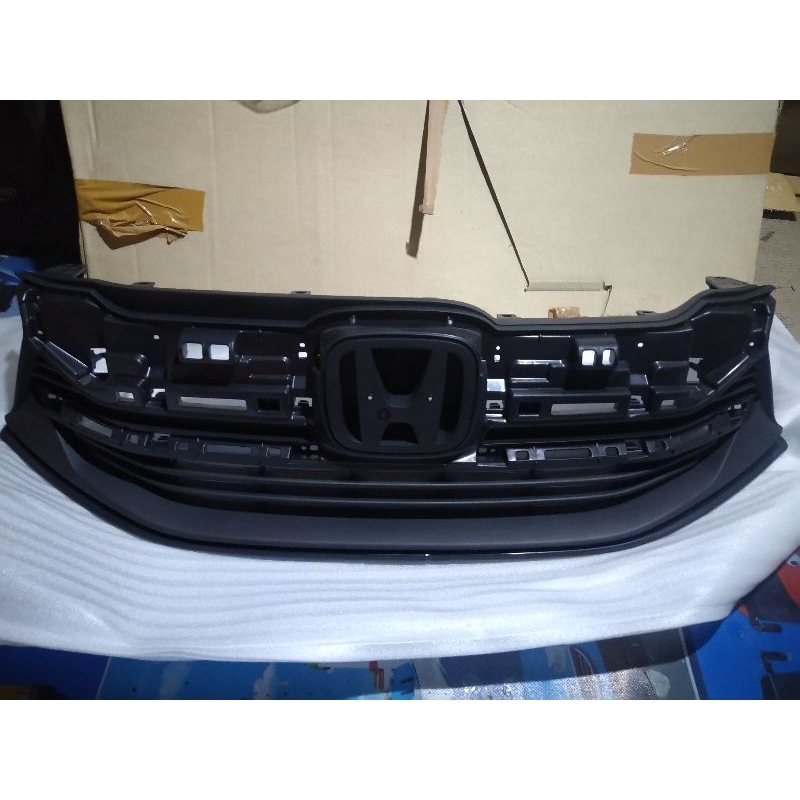 Grill Mobilio E facelift 2017-2021 genuine!!!