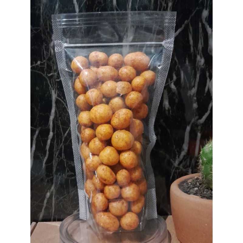 

kacang Atom pedas // kacang sukro // netto 100 gram