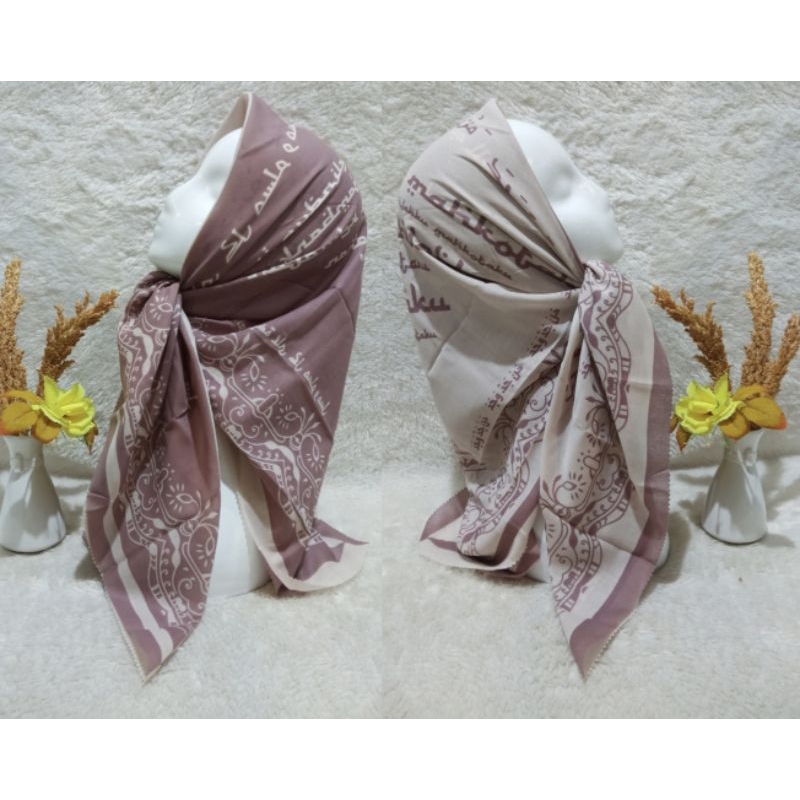 Hijab Segi Empat Voal Motif Arab