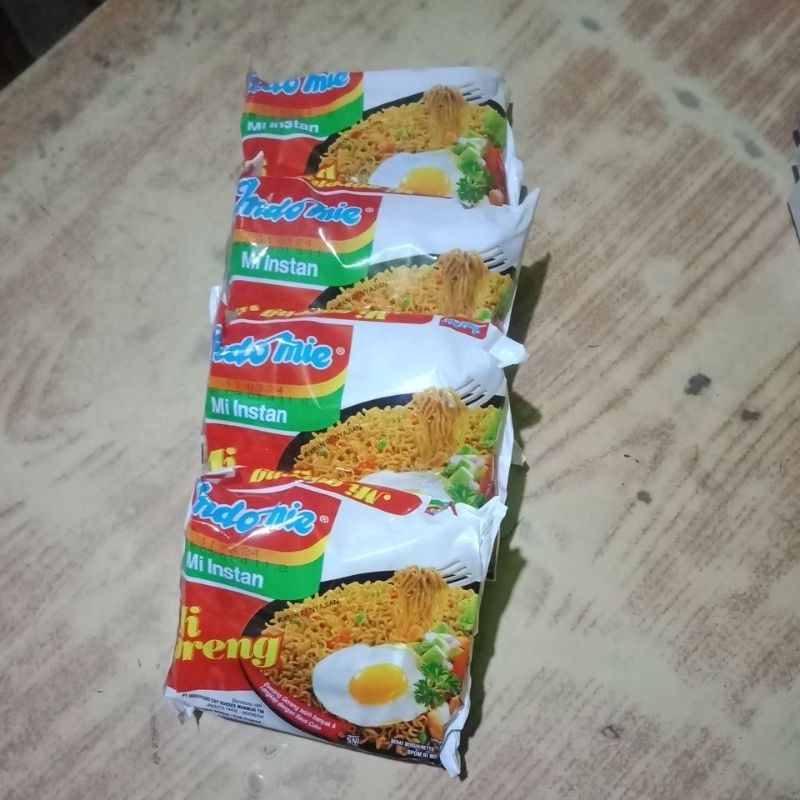 

INDOMIE GORENG ISI 4PC