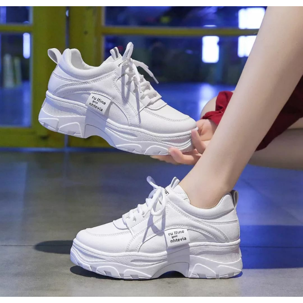 Sepatu Wanita Korean Style Sneaker Wanita Putih Sepatu Wanita Tinggi