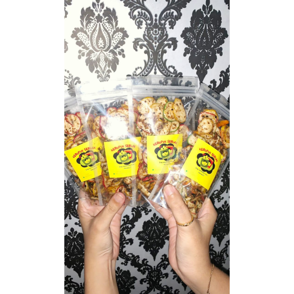 

PAKET BOOM!!! KERUPUK SEBLAK (Kesel -in ) - 70gr [2Pcs] + 150gr [2Pcs]