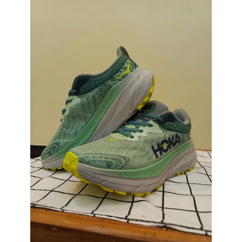 HOKA CHALLENGER ATR 7 SEPATU TRIAL RUNNING