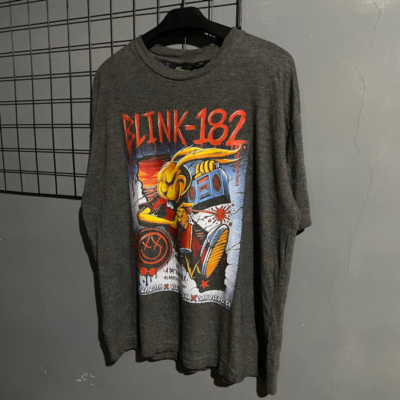 Kaos T Shirt Band Blink-182 Second