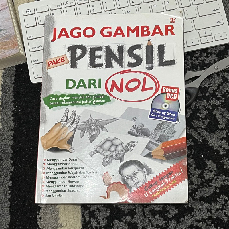 

BUKU PRELOVED Jago Gambar Pake Pensil dari Nol