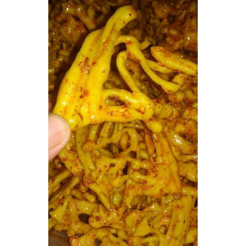 

pukmie pedas / kerupuk mie pedas 500gram