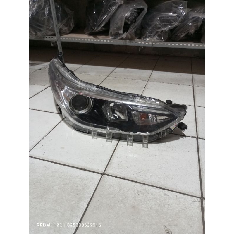 HEADLAMP LAMPU DEPAN YARIS 2017 2018 KANAN