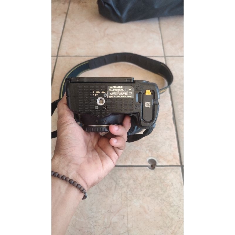 NIKON D5300 + LENSA TELE TAMRON 18 270MM