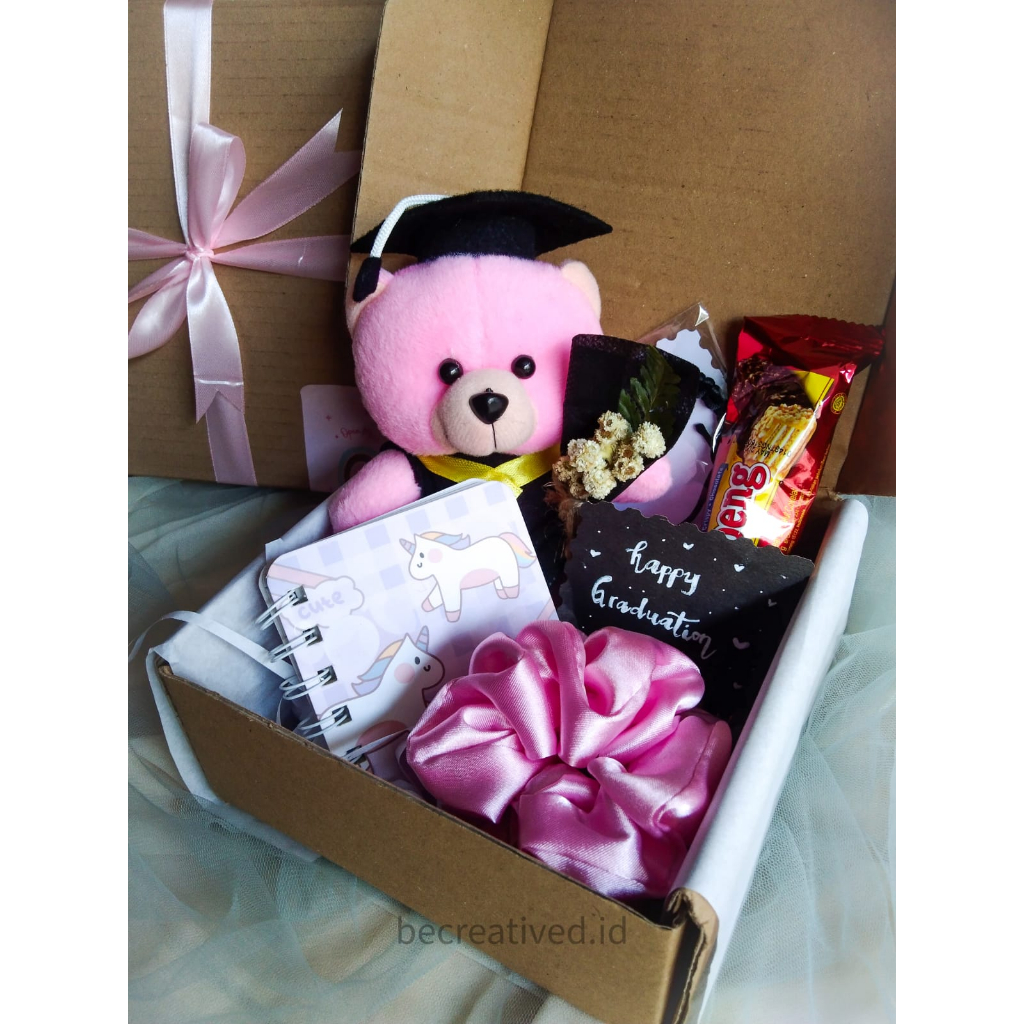 

Hampers Wisuda Simpel Murah Terjangkau