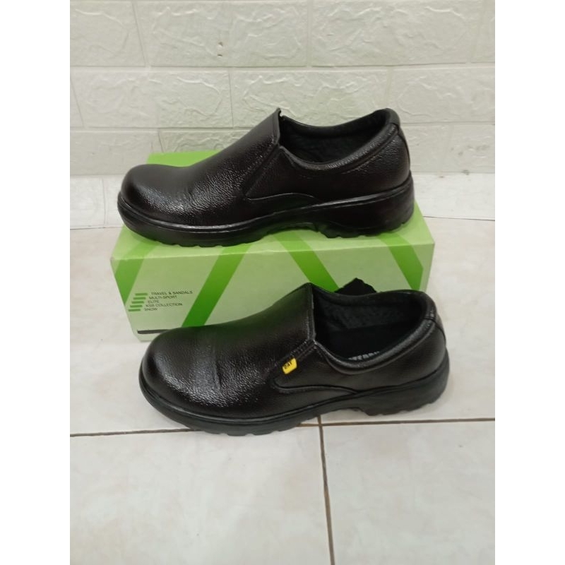 Sepatu safety caterpillar / sepatu kerja pria dan wanita/ sepatu safety