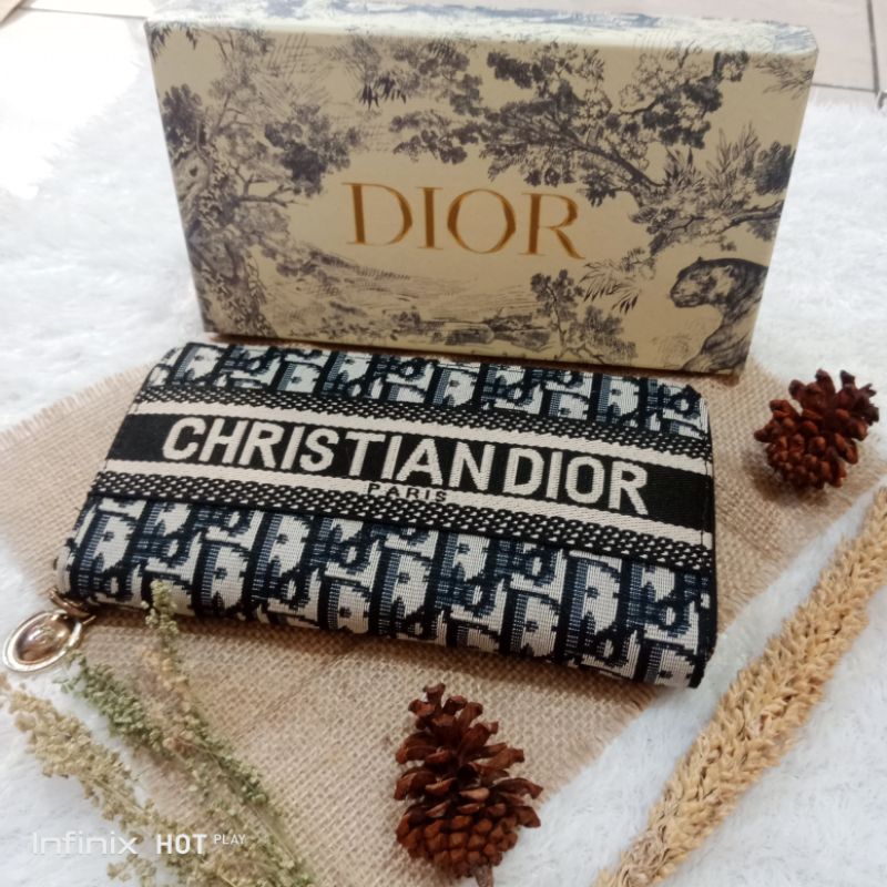 dompet wanita | dompet wanita impor | dompet panjang | dompet kanvas | dompet resleting | dompet dio