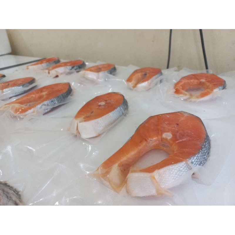 

Steak Salmon 100-200g(25.000/100gram)