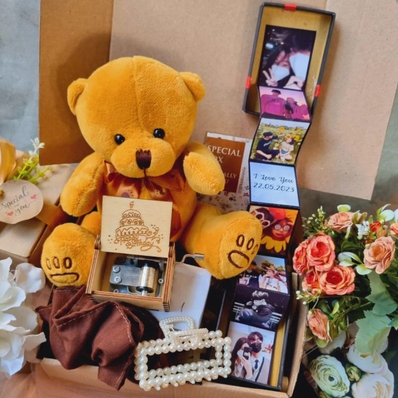 

Kado Cewek Ultah / Hampers Memory Box / Hadiah Pacar