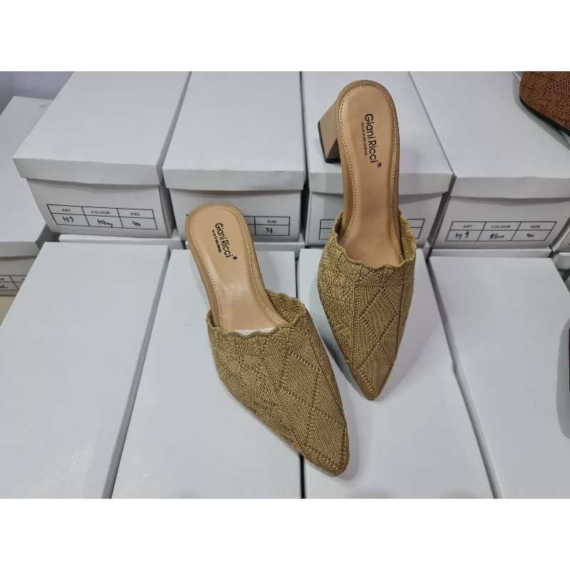 sandal wanita Giani Ricci