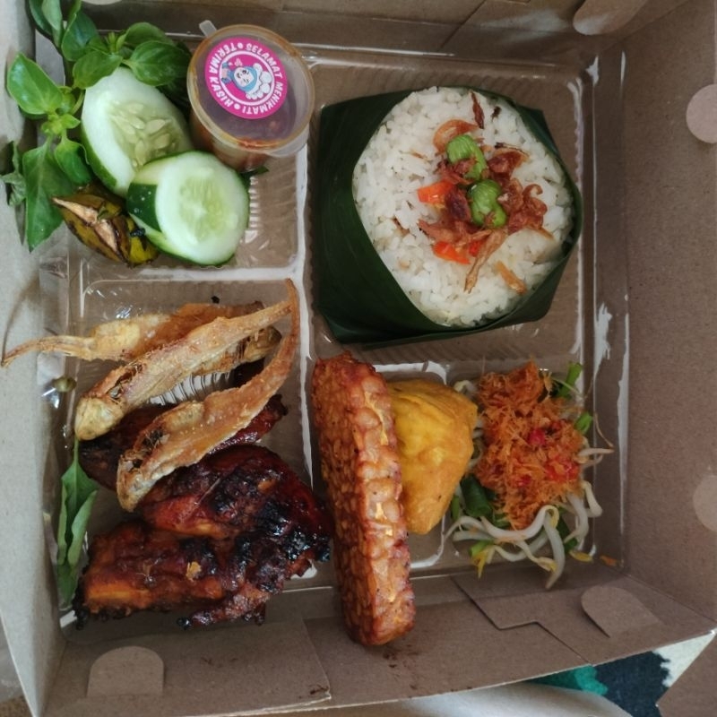 

paket nasi liwet